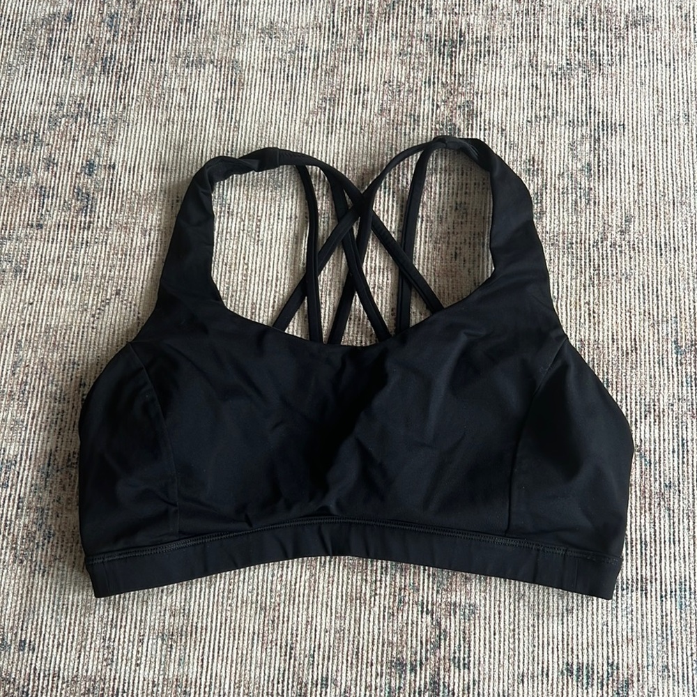 black strapped lululemon bra